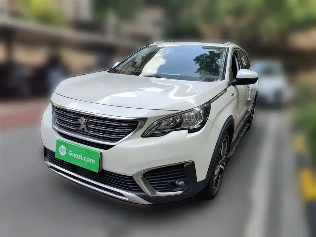 Peugeot 5008 2017 380THP 7-seat Elite Edition фото 2