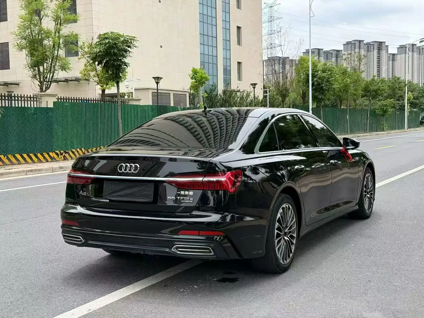 Audi A6L New Energy 2020 55 TFSI e quattro фото 7