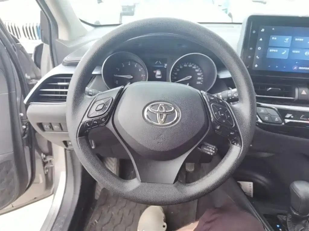 Toyota IZOA 2021 2.0L Yichi Edition фото 11
