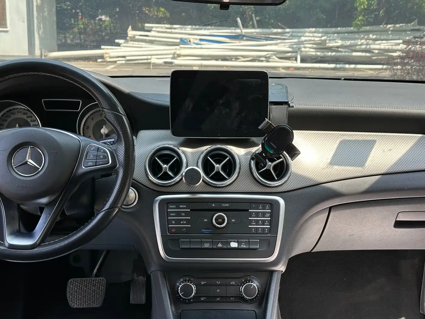 Mercedes-Benz GLA 2016 GLA 200 Dynamic фото 17