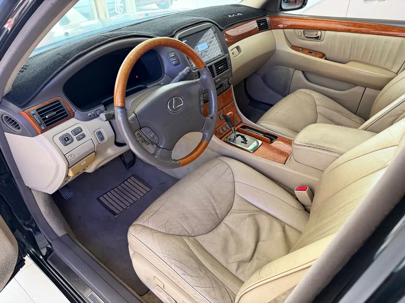 Lexus LS 2005 430 фото 8