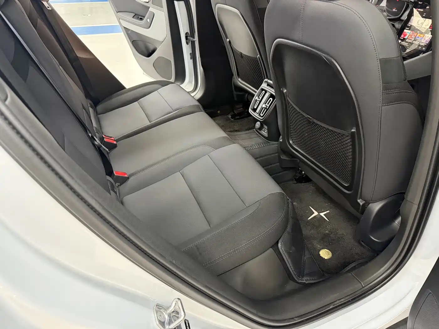 Polestar 2 2020 Launch Edition фото 7