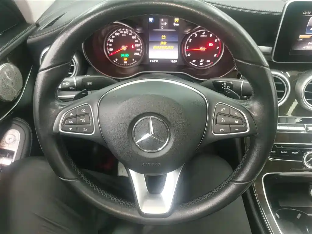 Mercedes-Benz C-Class 2018 C 200 L фото 11