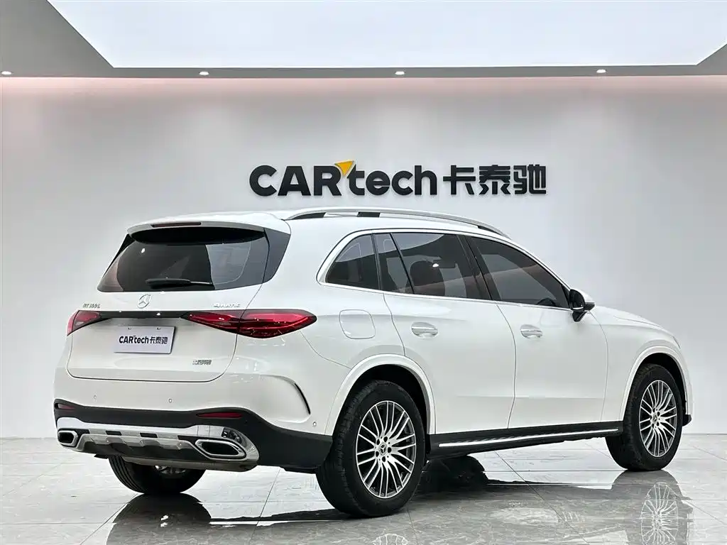 Mercedes-Benz GLC 2023 GLC 300 L 4MATIC Sport 5-Seater фото 5