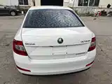 Фото 6 - Škoda Octavia