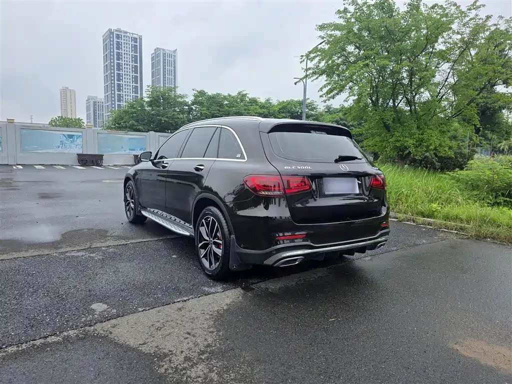 Mercedes-Benz GLC 2020 Facelift GLC 260 L 4MATIC Luxury фото 5
