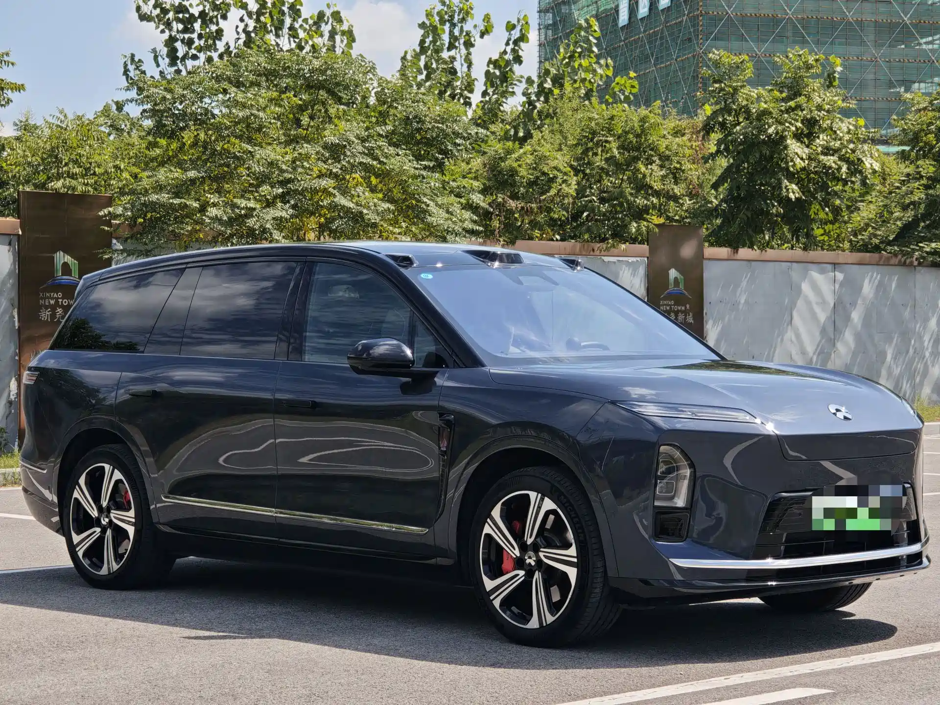 Фото 3 - NIO ES8