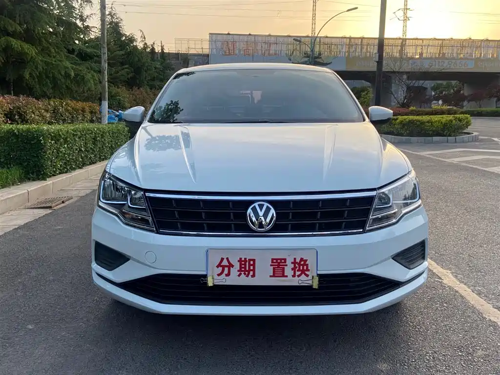 Volkswagen Jetta 2019 Dream Edition 1.5L Manual Fashion фото 2