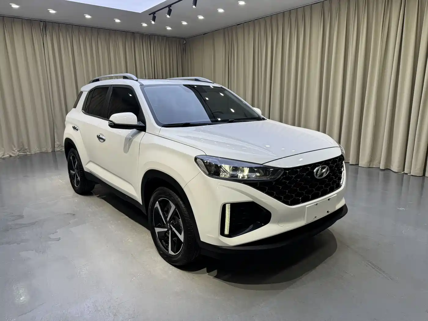 Hyundai Beijing Hyundai ix35 2021 240TGDi DCT 2WD GLS Leading Edition фото 3