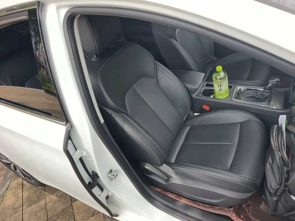 Roewe i6 2018 2018 20T Automatic Flagship Edition
