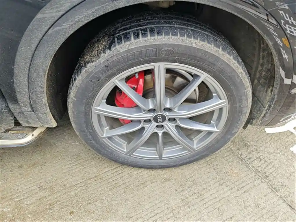 Audi Q5L 2022 45T Premium Dynamic фото 14