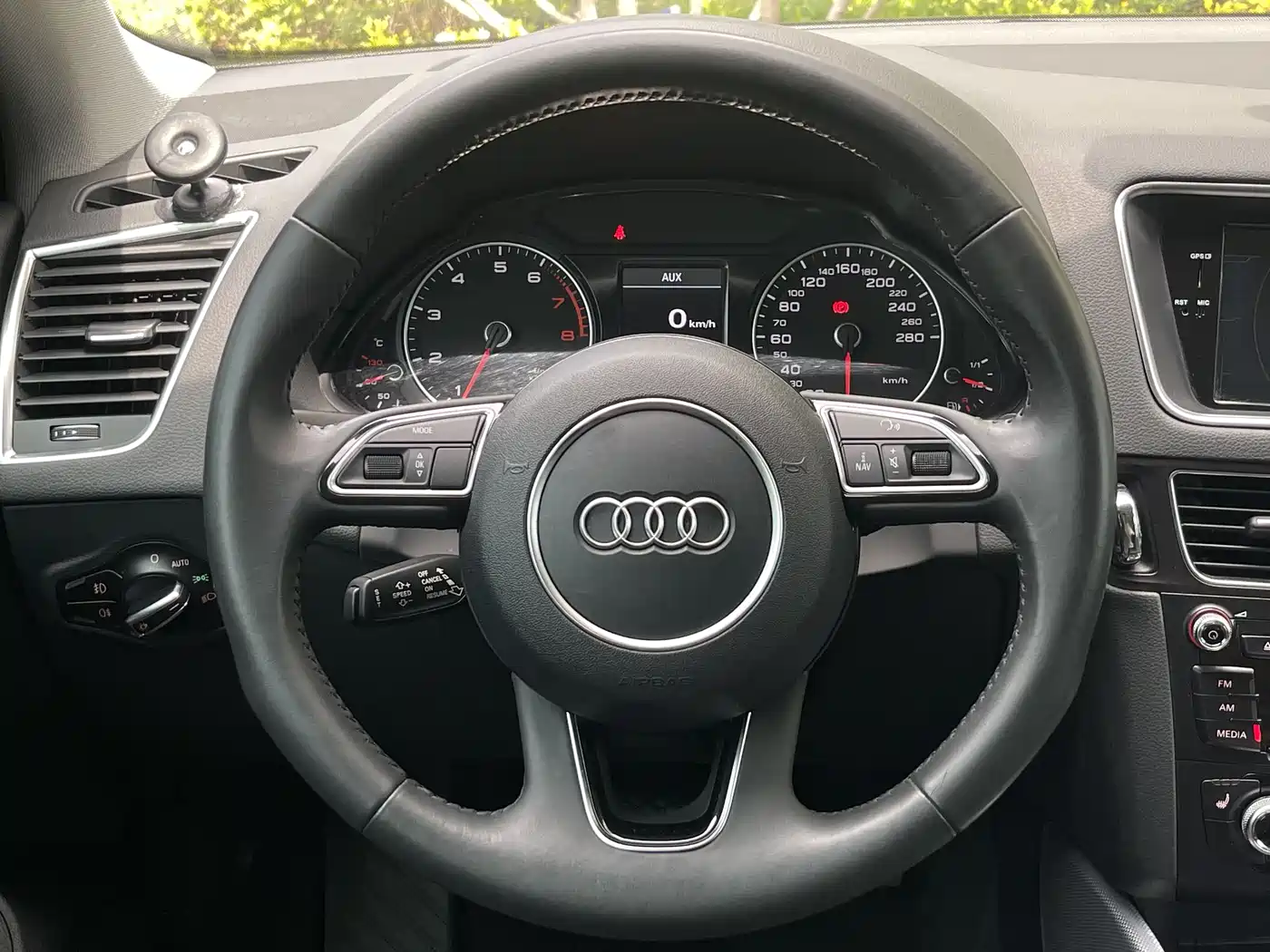 Audi Q5 2017 Plus 40 TFSI Technology фото 11
