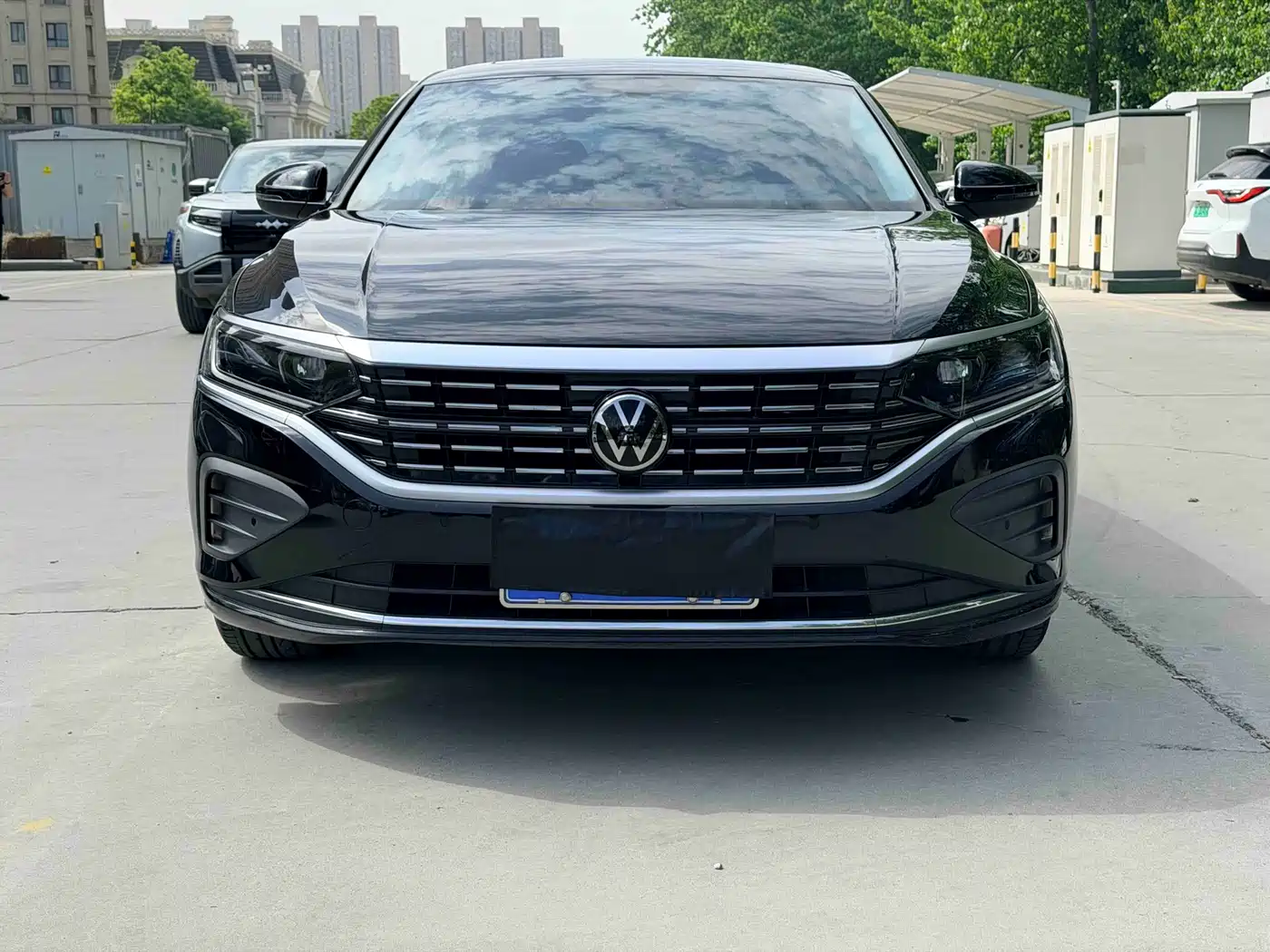 Volkswagen Passat 2024 330TSI Elite Edition фото 2