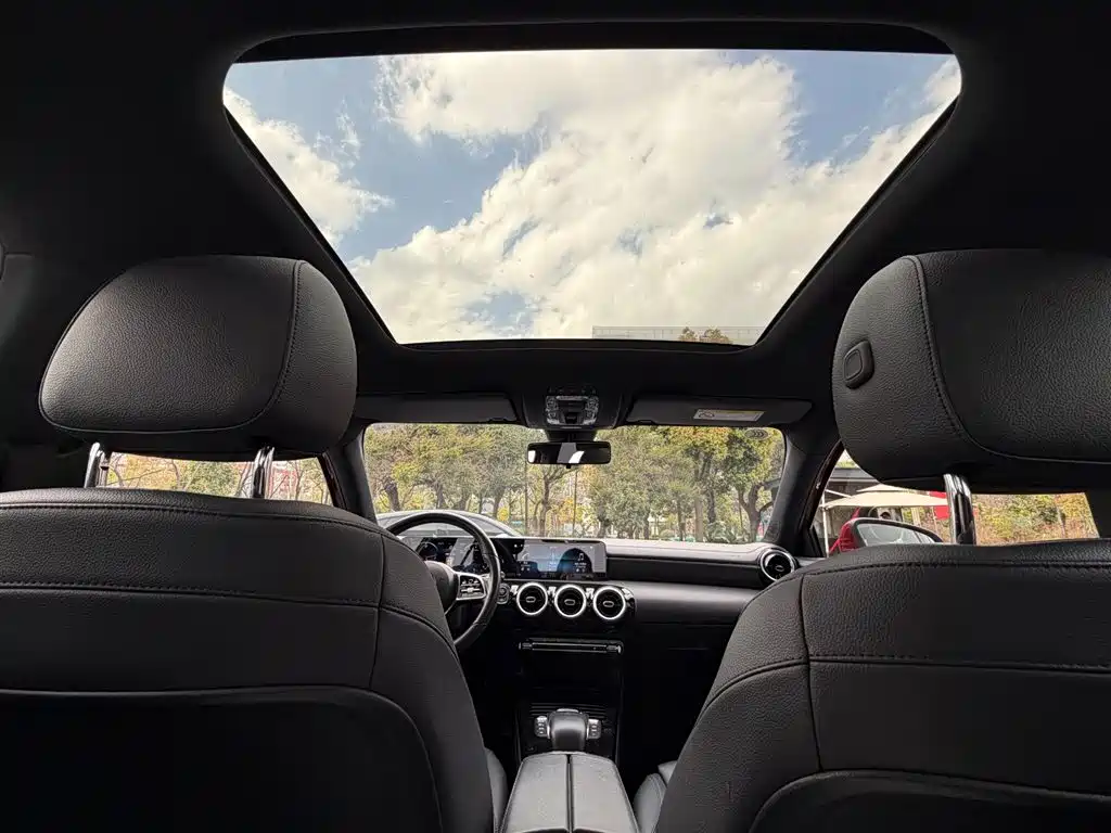 MERCEDES-BENZ A CLASS