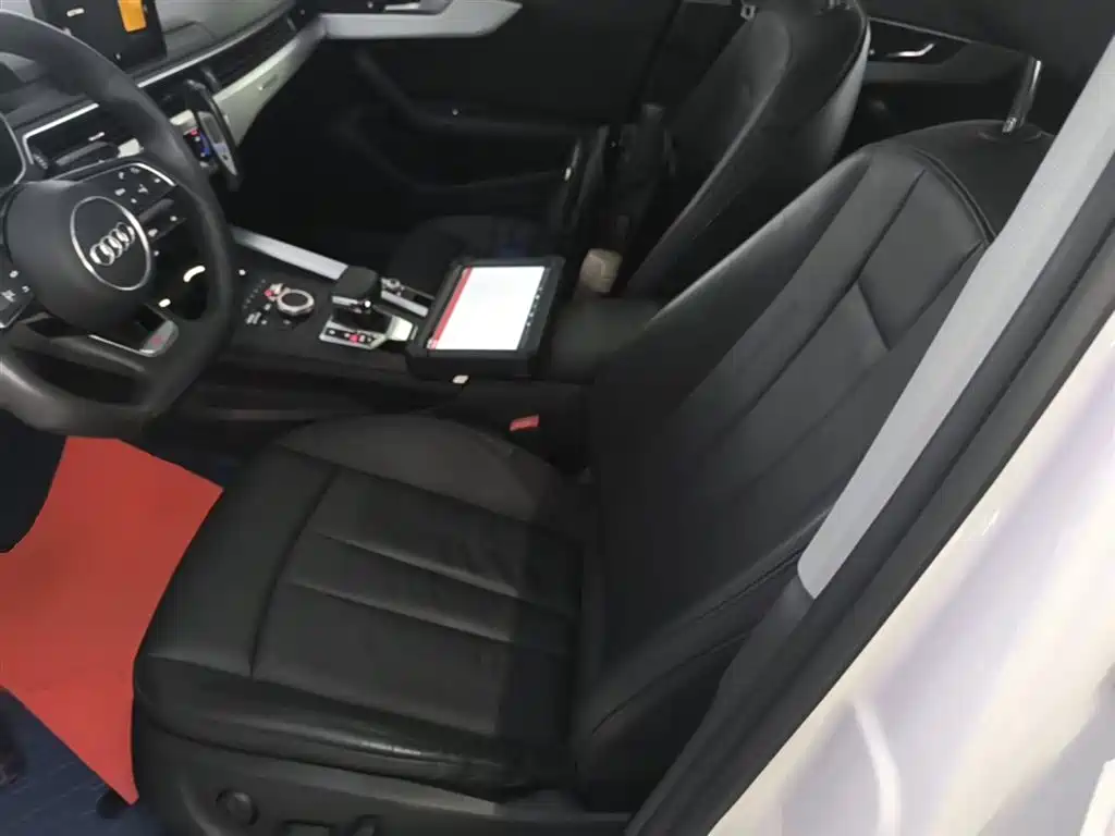 Audi A4L 2019 45 TFSI quattro Personality Sport (China V) фото 15