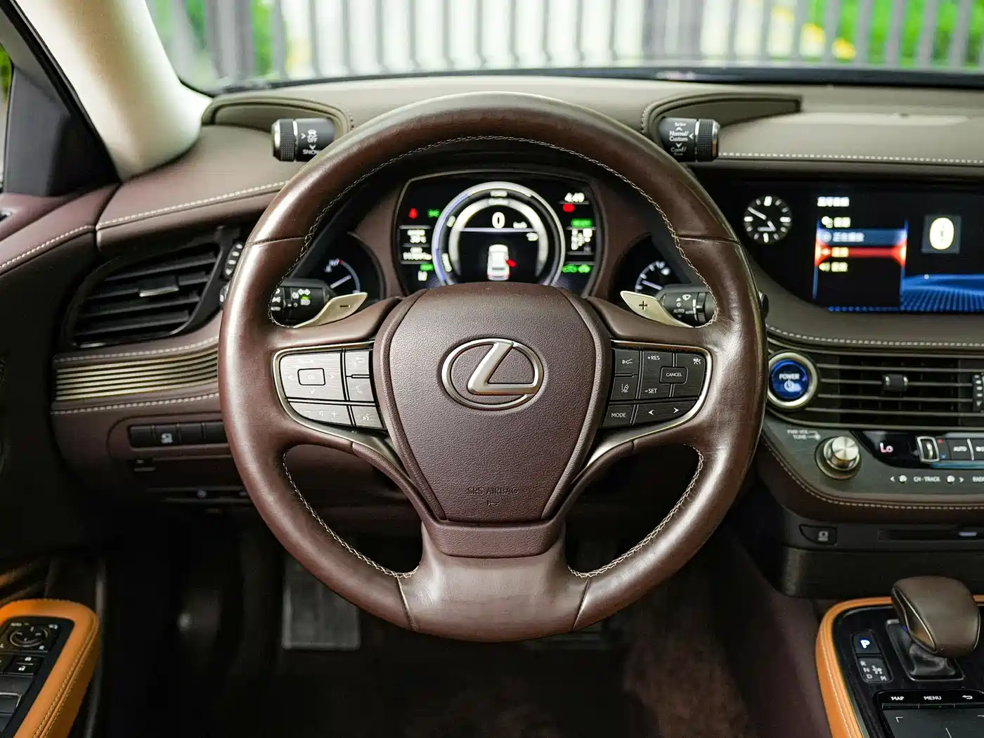 Lexus LS 2018 500h Excellence Edition China V фото 21