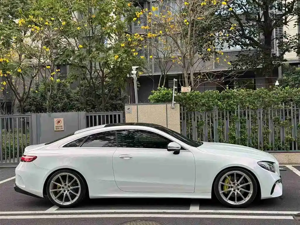 Mercedes-Benz E-Class (Import) 2017 E 200 Coupe фото 3