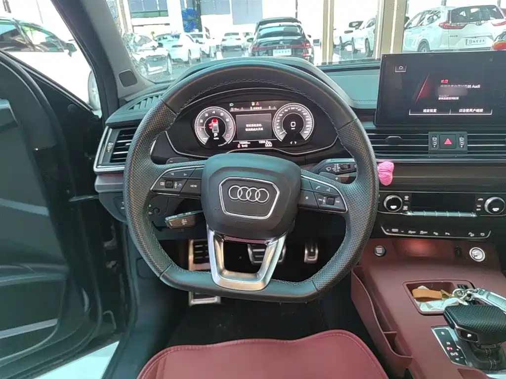 Audi Q5L 2024 Model 45 TFSI Luxury Dynamic фото 11