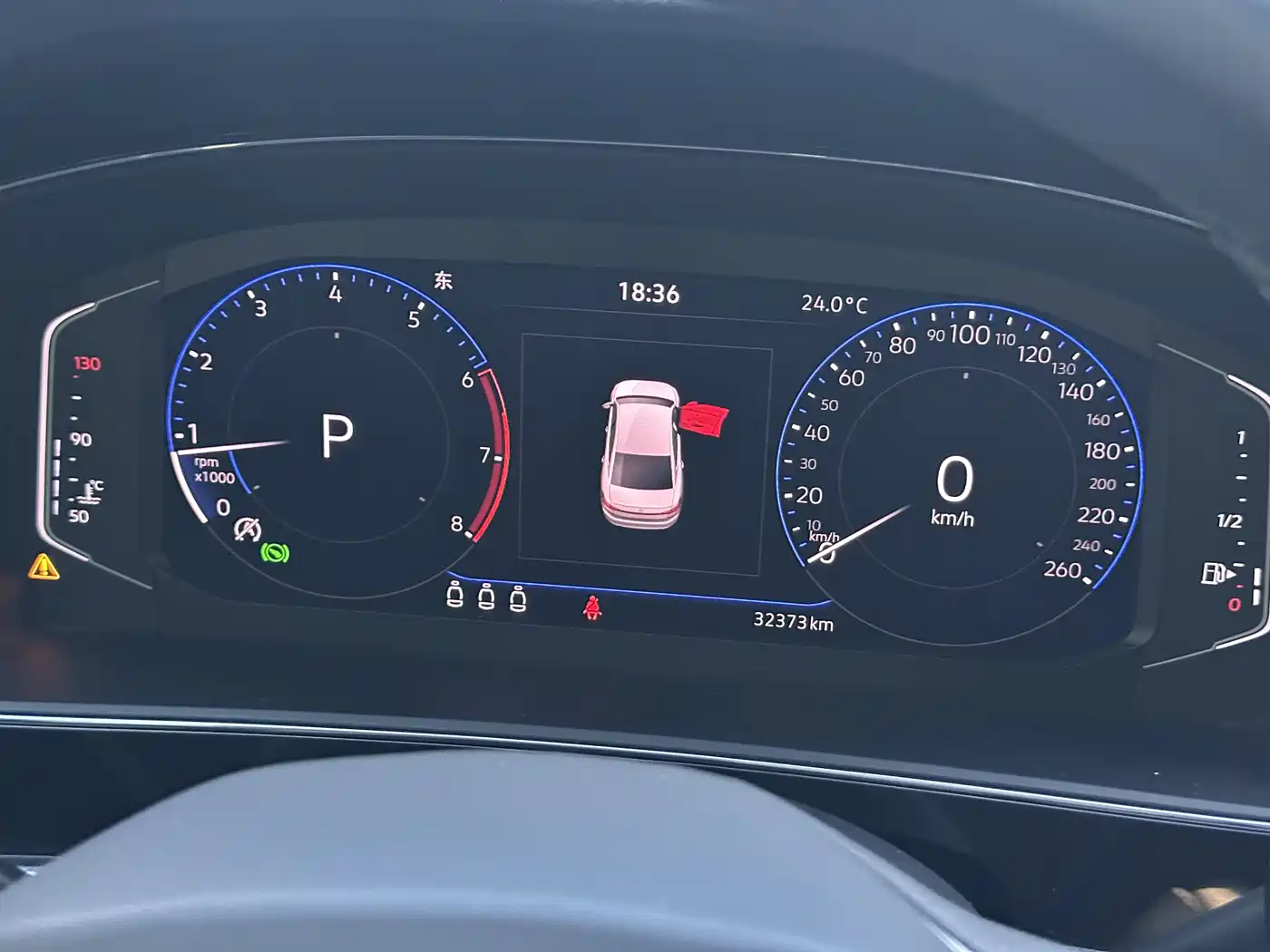 Volkswagen Passat 2023 330TSI Luxury Edition фото 5