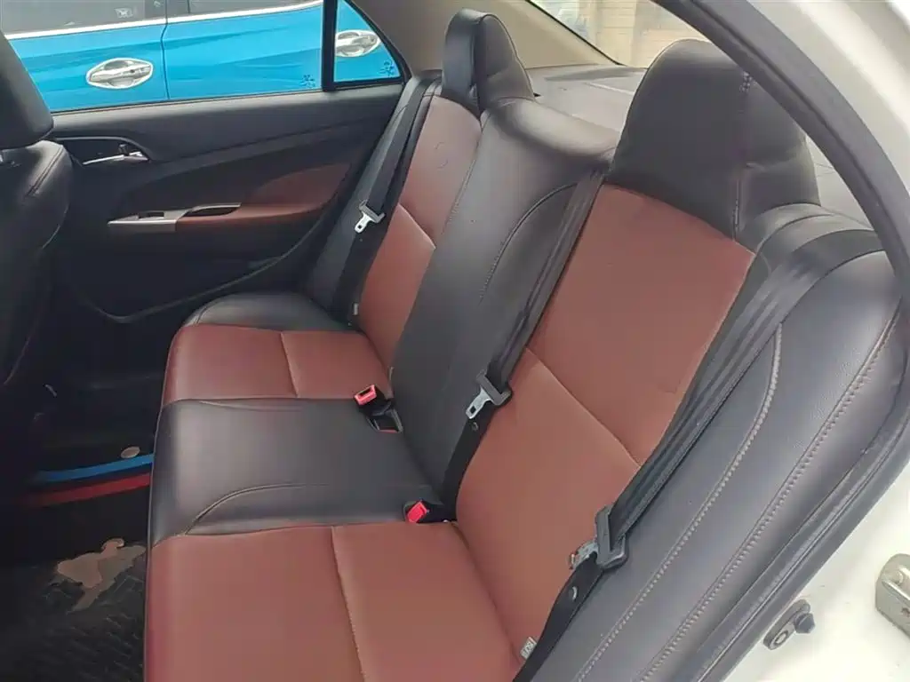 BYD F3 2015 Energy-saving Edition 1.5L Manual Comfort фото 17