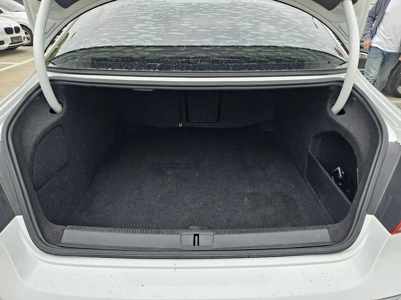 Volkswagen FAW-Volkswagen CC 2016 Model 1.8TSI Premium фото 15