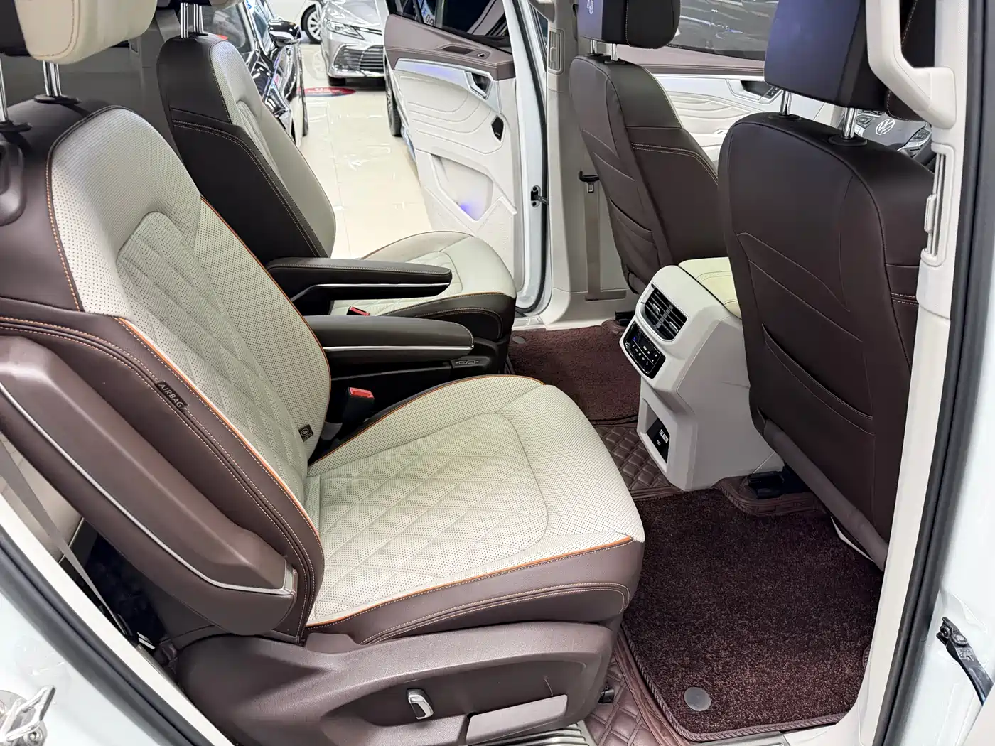 Volkswagen Talagon 2022 380TSI 4WD Flagship Victory Edition 6-seater фото 22