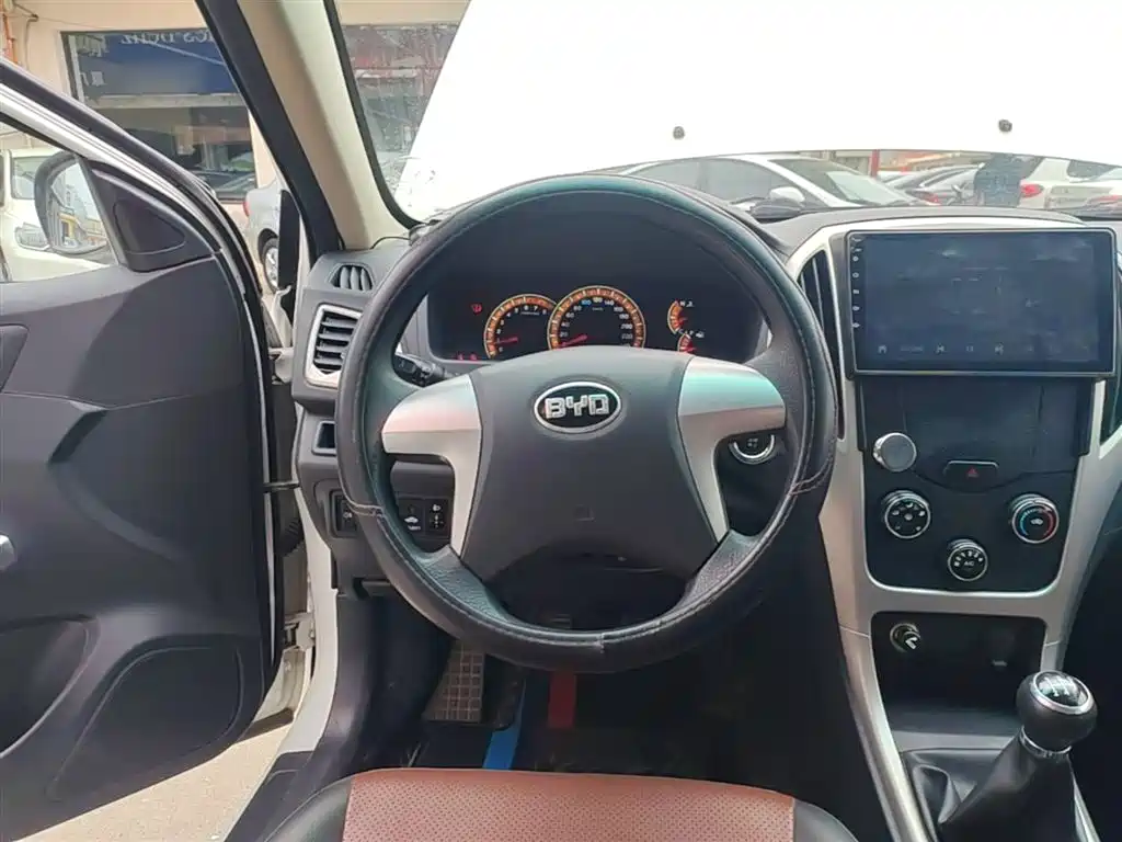 BYD F3 2015 Energy-saving Edition 1.5L Manual Comfort фото 11