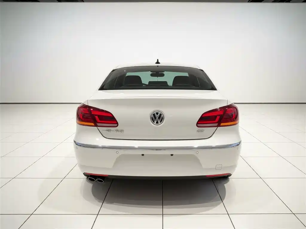Volkswagen FAW-Volkswagen CC 2016 Model 1.8TSI Luxury фото 6