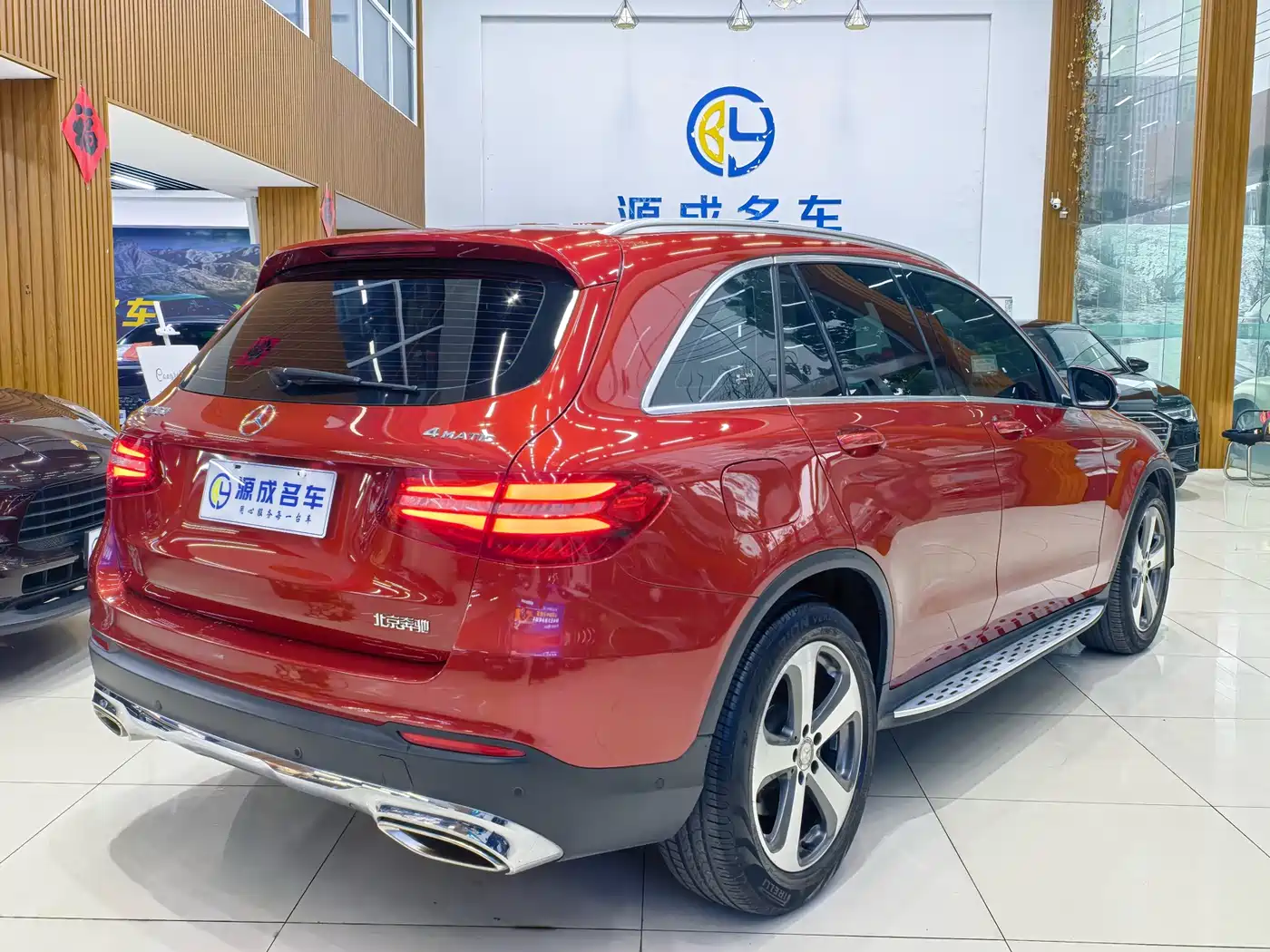 Mercedes-Benz GLC 2016 GLC 260 4MATIC Luxury фото 6