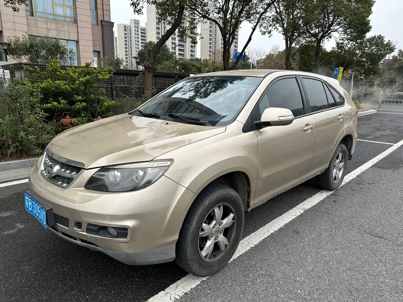 2015 BYD S6