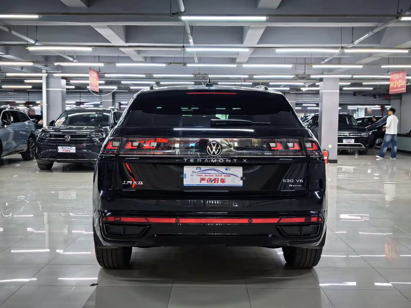 Volkswagen Teramont 2024 Touareg X 530 V6 4WD Dragon Auspicious Edition фото 8