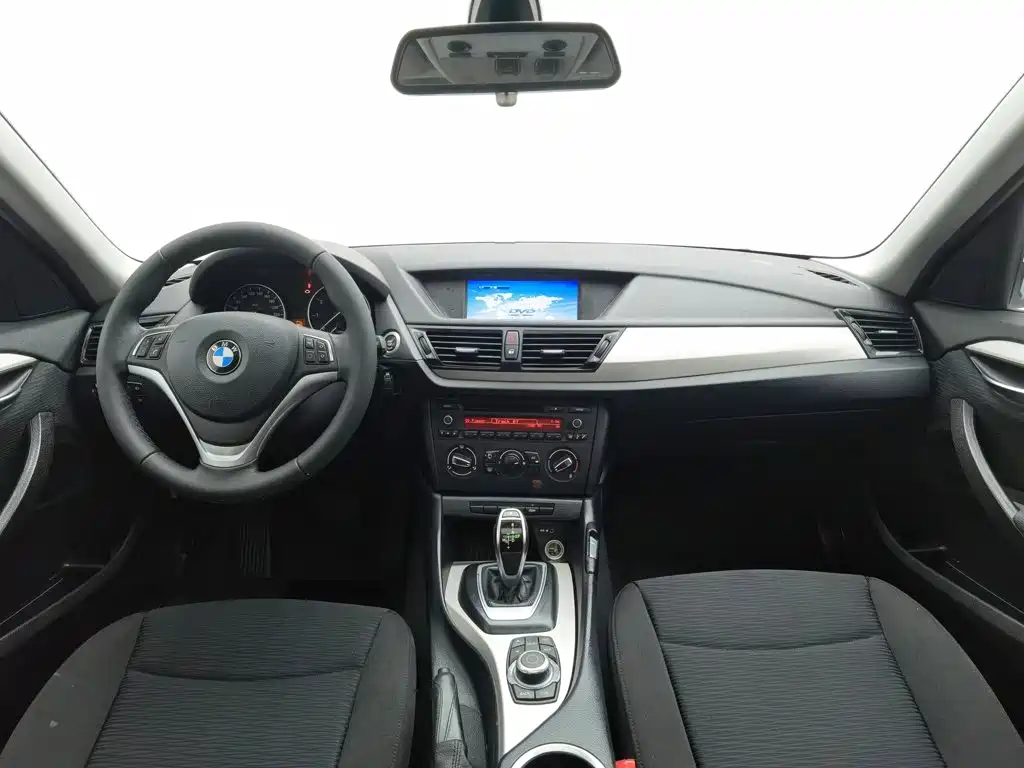 Photo 5 - BMW X1