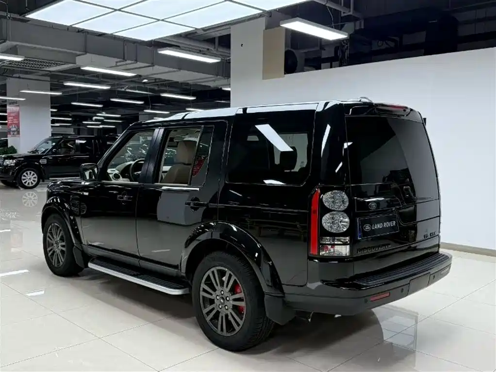 Land Rover Discovery 2011 5.0 V8 HSE фото 6