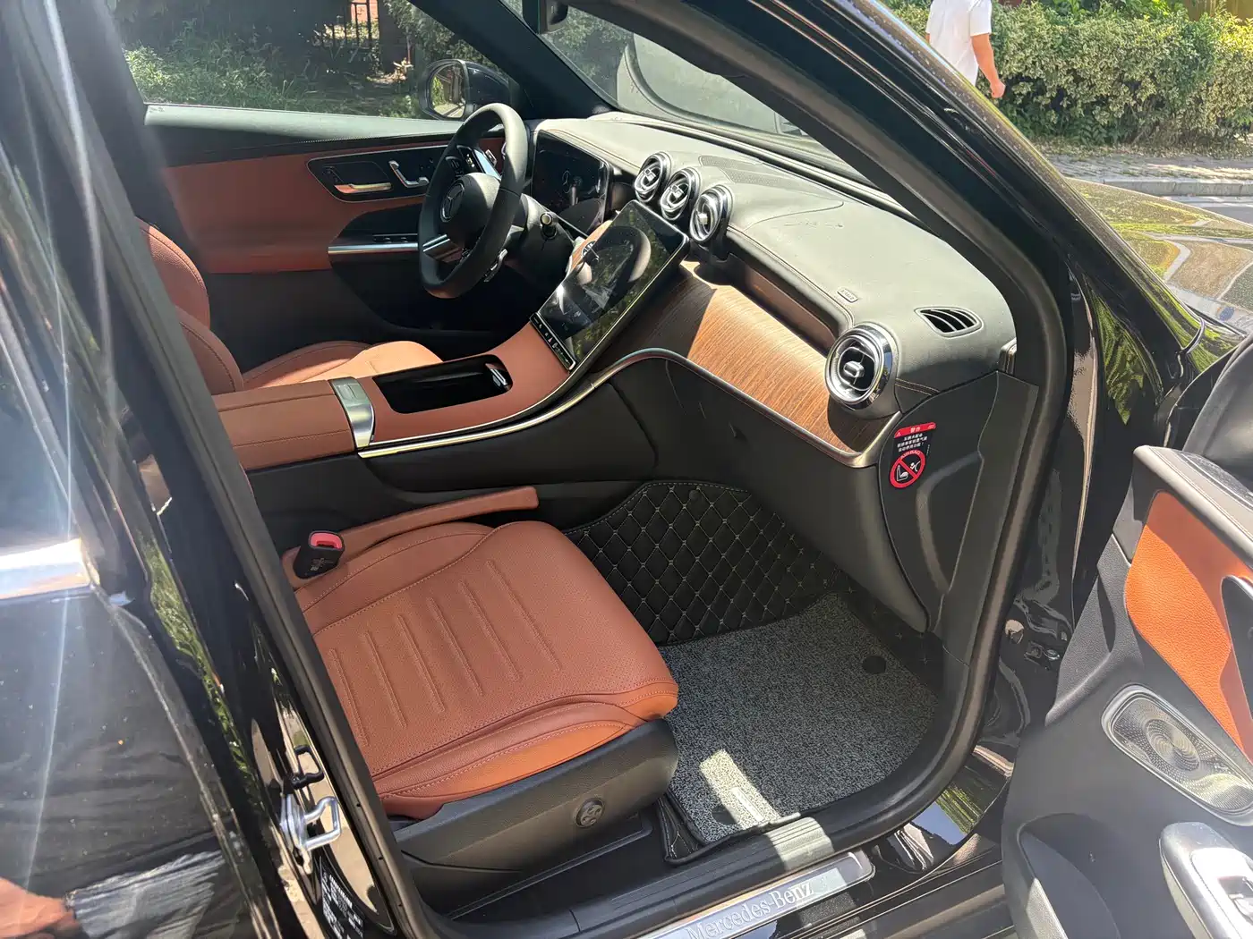 Mercedes-Benz GLC 2025 GLC 300 L 4MATIC Dynamic 5-seater фото 8