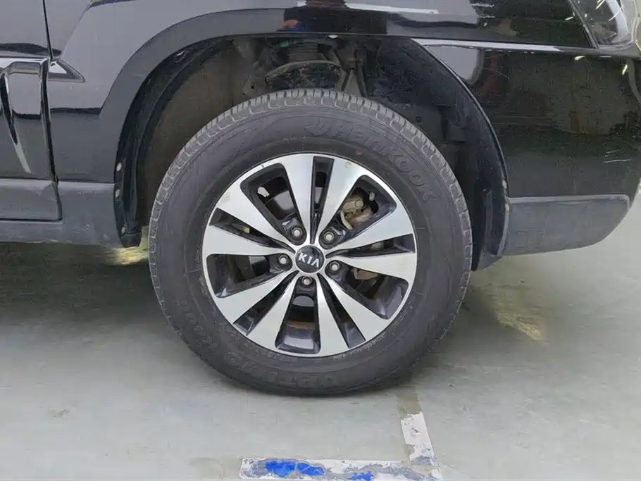 Kia Sportage 2013 2.0L Manual 2WD GLS фото 6