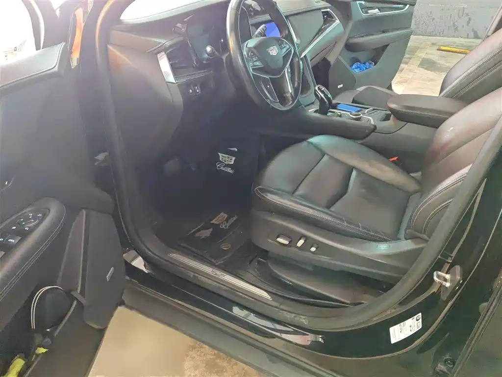Cadillac XT5 2020 28T Luxury Model фото 14