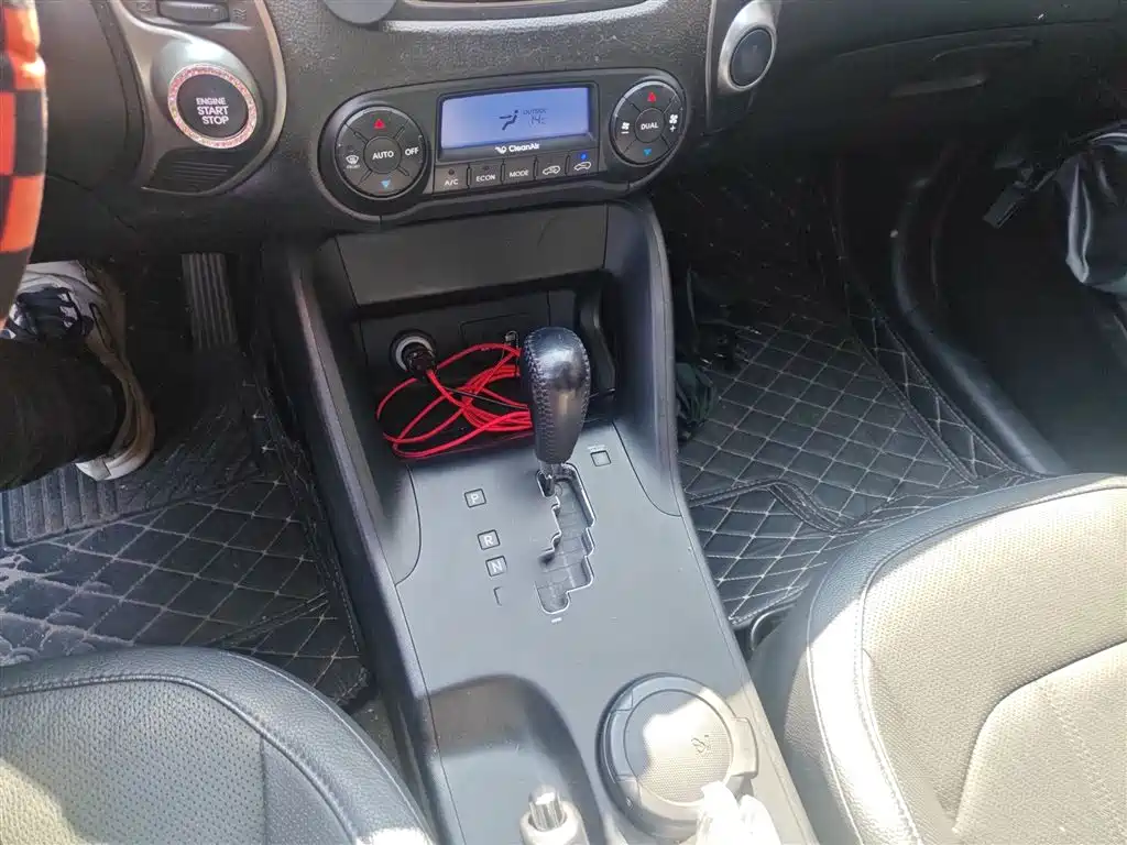 Hyundai Beijing Hyundai ix35 2013 2.0L Auto 2WD Smart GLS China IV фото 7