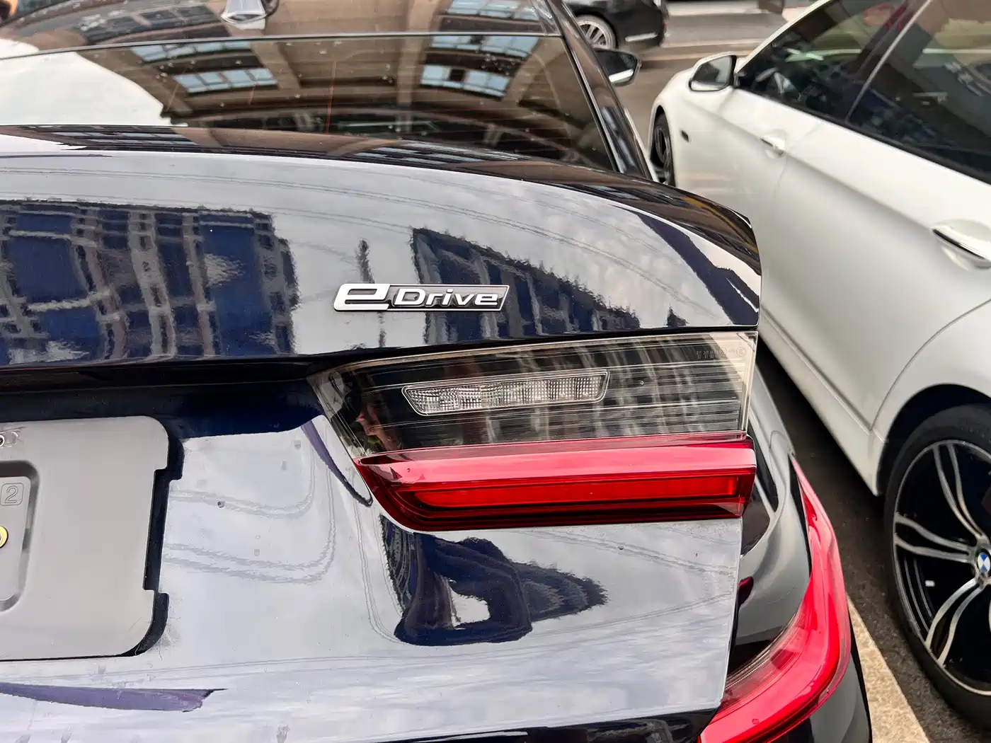 BMW i3 2022 eDrive 35 L фото 33