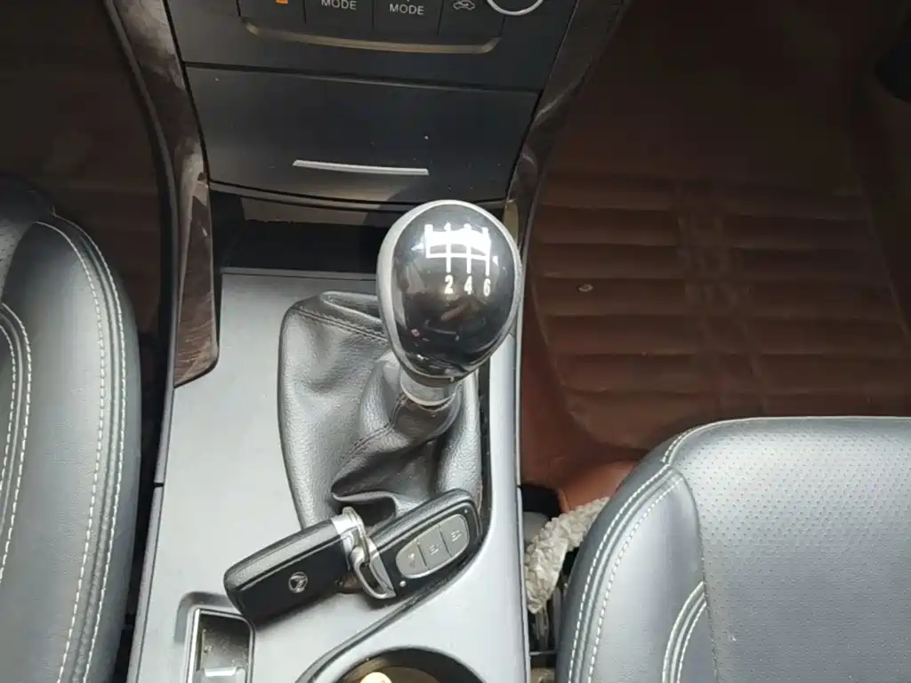 BAIC Huansu S6 2016 2016 1.5T Manual Leading Style