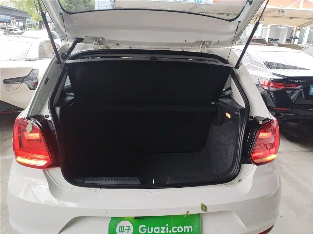 Volkswagen Polo 2018 1.5L Auto Comfort фото 19