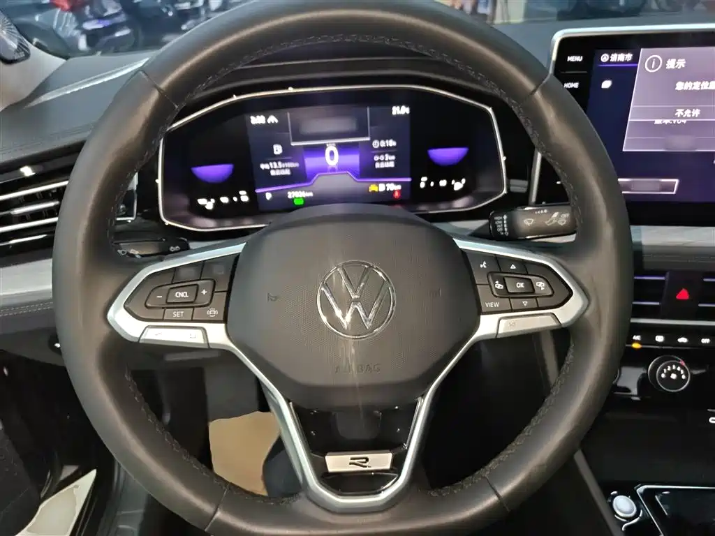 Volkswagen Sagitar 2023 300TSI DSG Surpassing Edition фото 3