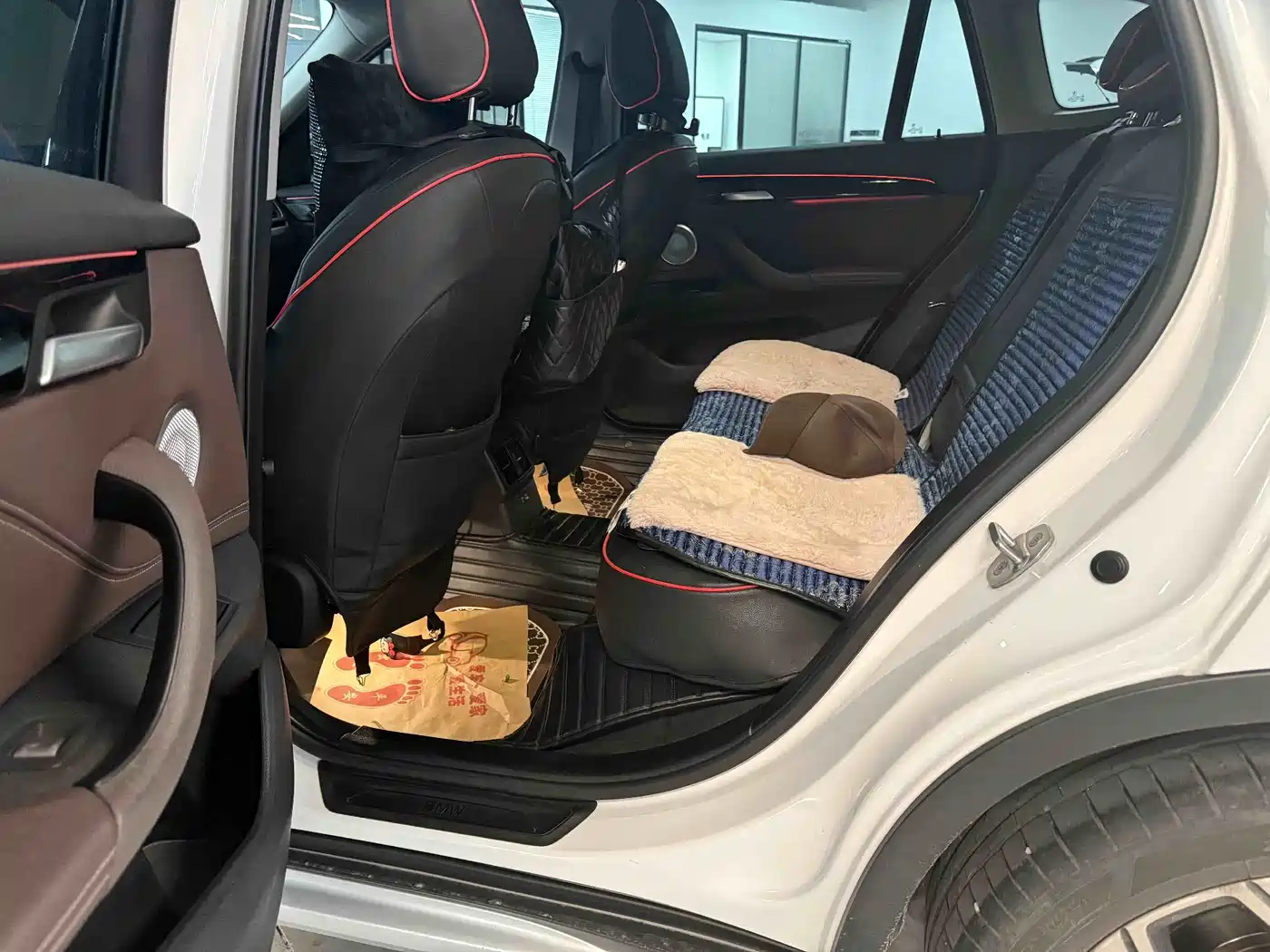 BMW X1 2022 sDrive20Li Premium фото 9