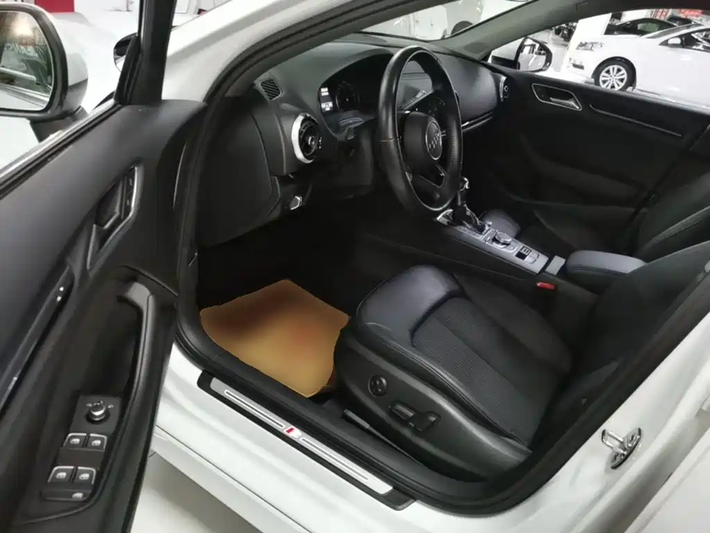 Photo 15 - Audi A3