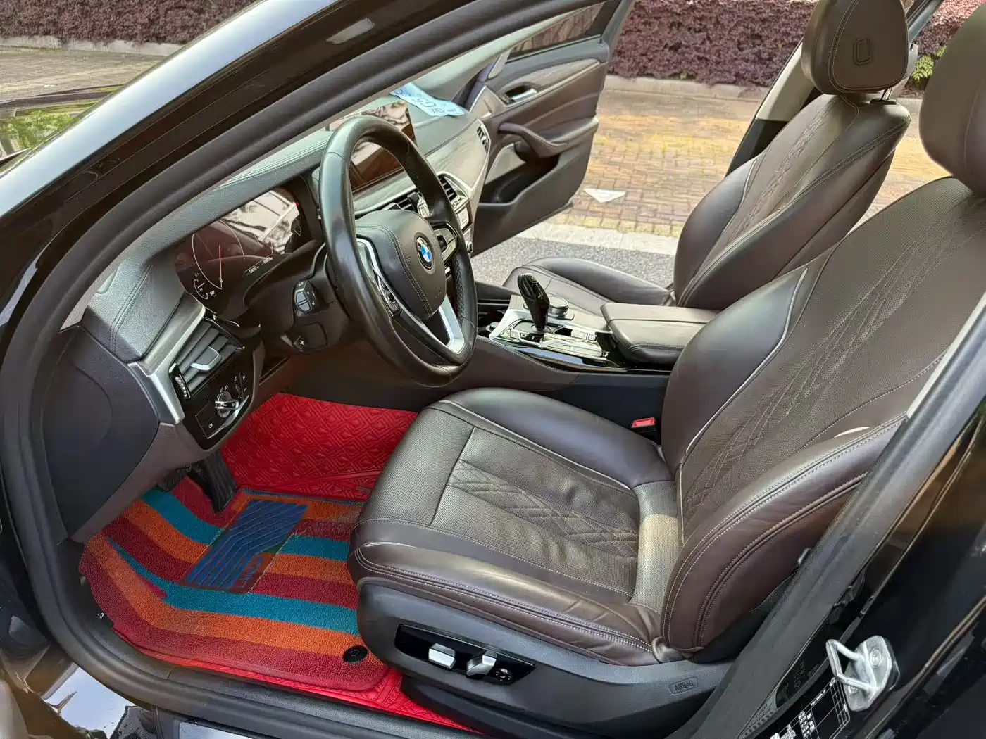 BMW 5 Series 2019 530Li Premium Luxury Package фото 7