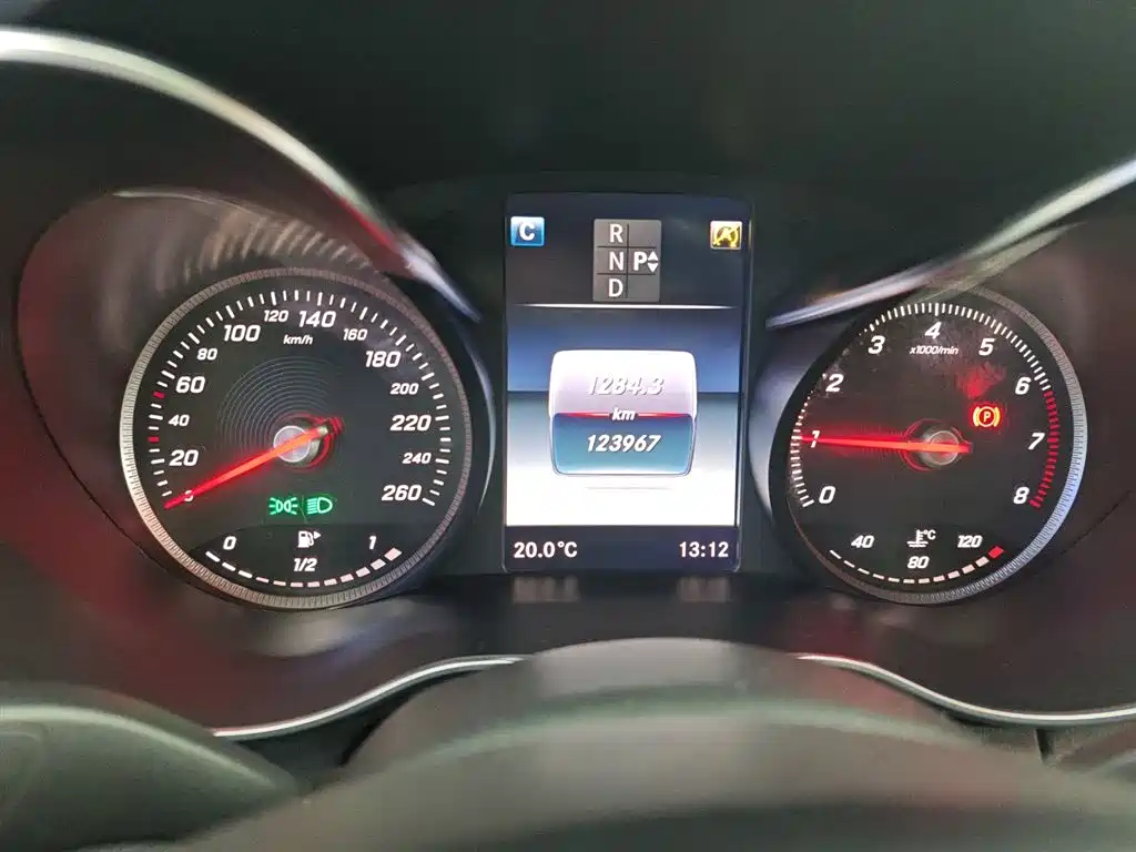 Mercedes-Benz C-Class 2016 C 200 L Sport фото 8