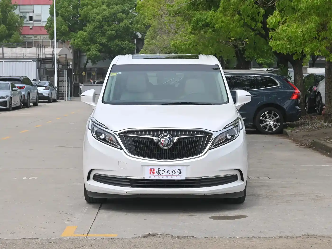 Buick GL8 2017 ES 28T Comfort Type China V фото 2