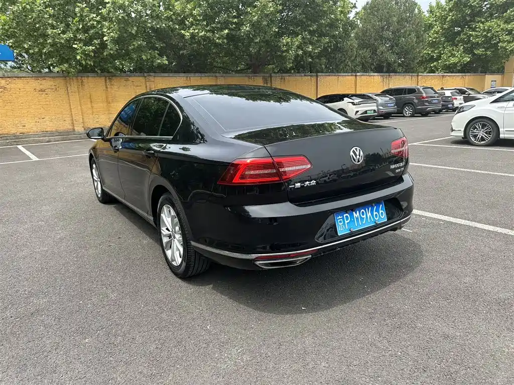 Volkswagen Magotan 2018 380TSI DSG Luxury фото 8