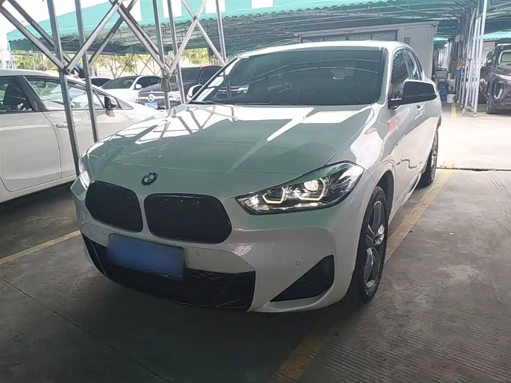 BMW X2 2023 sDrive25i M Sport Shadow Edition фото 2