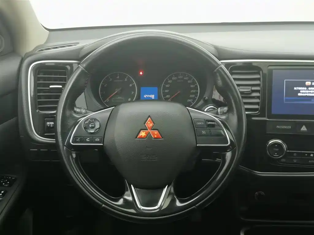 Mitsubishi Outlander 2018 2.0L 2WD Glory Edition 5-seater фото 11