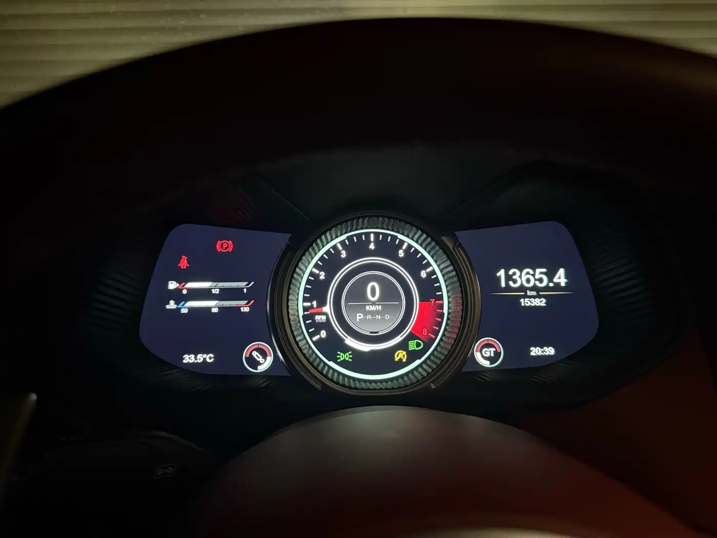 Aston Martin DB11 2023 2022 4.0T V8 Coupe